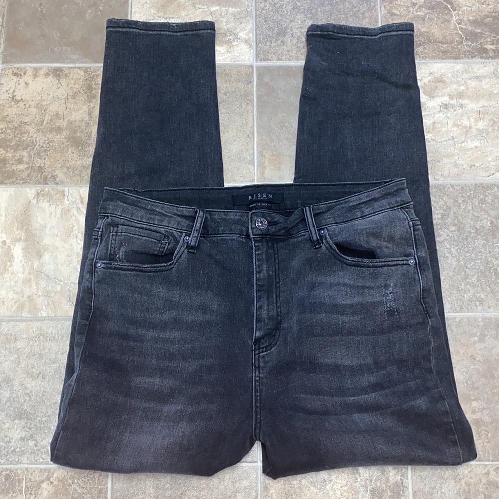 Brand New Black Risen Denim Skinny Jeans 👖